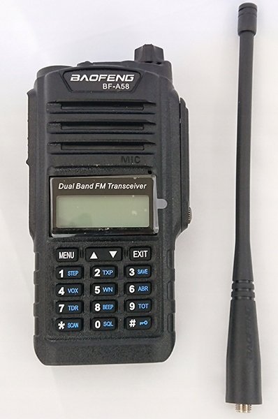 Walkie talkie Baofeng BF A58, distancë deri 10 km, bateri 1800 mAh, i zi