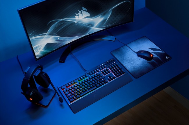Гејмерски глушец Corsair M55 RGB PRO, 12400 DPI, USB, црн