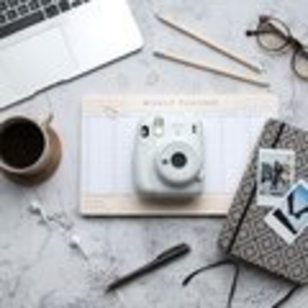 [OUTLET] Fotoaparat Fujifilm Instax MINI 11, i bardhë