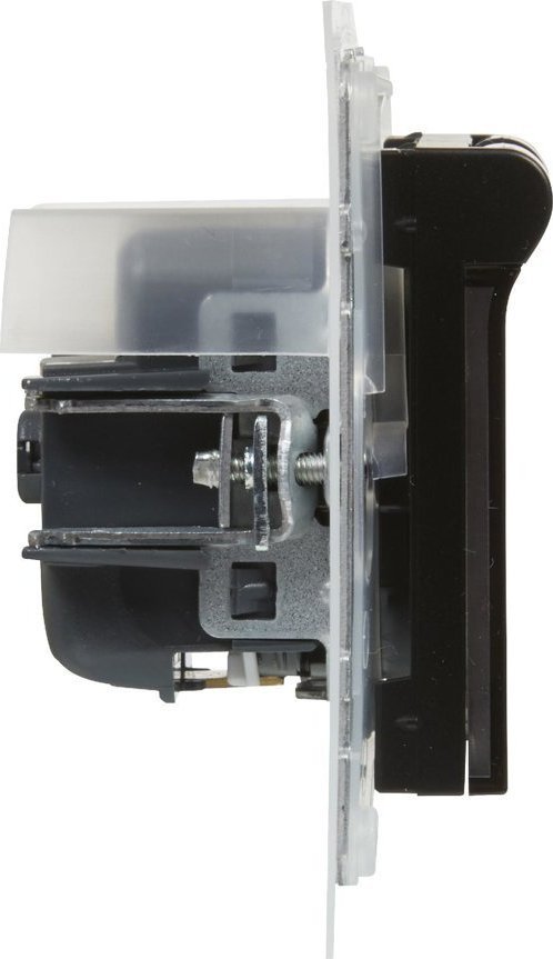 Prizë murale Legrand IP44, terminale automatike, 16A, e zezë