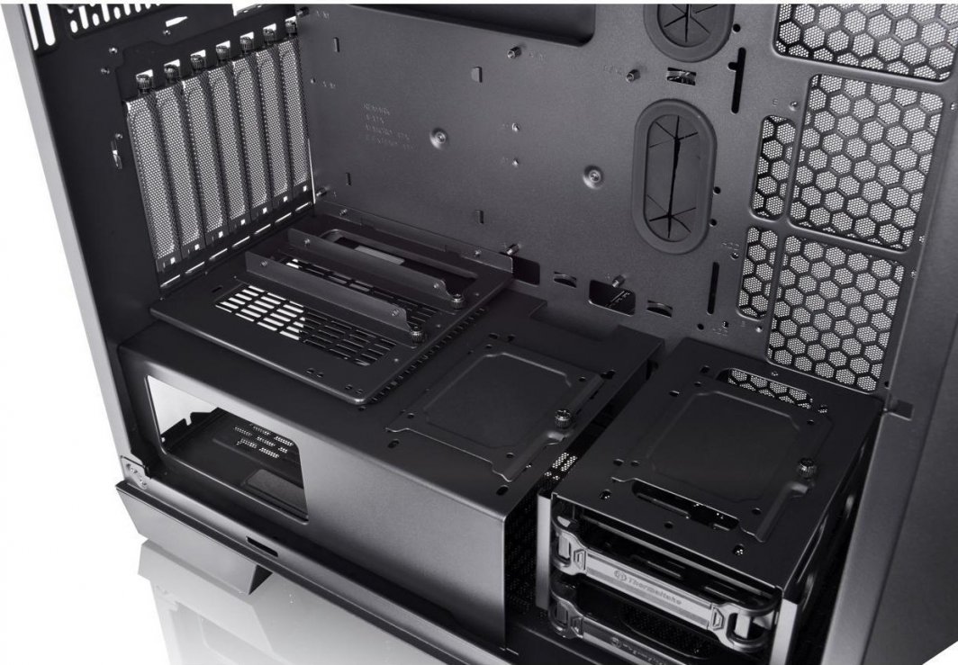 Kasë Thermaltake View 300 MX, Midi Tower