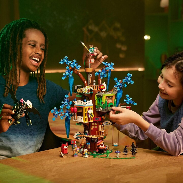 Set LEGO® DREAMZzz™ 71461 Fantastic tree house, 1257 pjesë