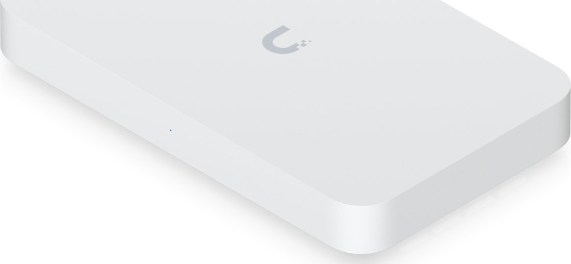 Ruter Ubiquiti UXG-Fiber, 10G, 4x 2.5 GbE, PoE+ 30W, i bardhë