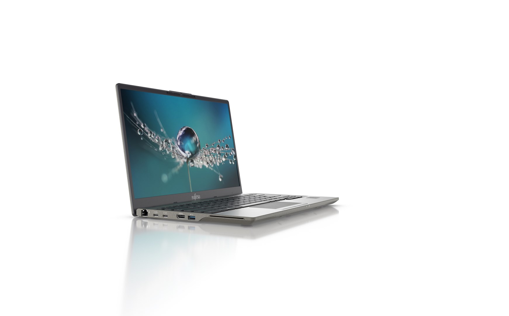 Лаптоп Fujitsu LIFEBOOK U7411, 14", Intel i5-1135G7, 16 GB RAM, 512 GB SSD, сребрен