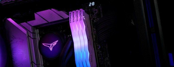 Memorie operative RAM Delta Team Group T-Force Delta RGB, 32GB DDR5, 6400MHz, CL40