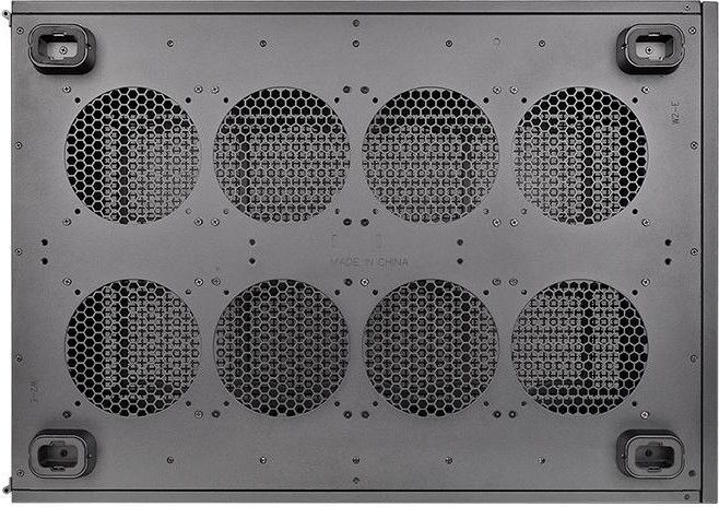 Kasë Thermaltake Core P200, Të ndryshme