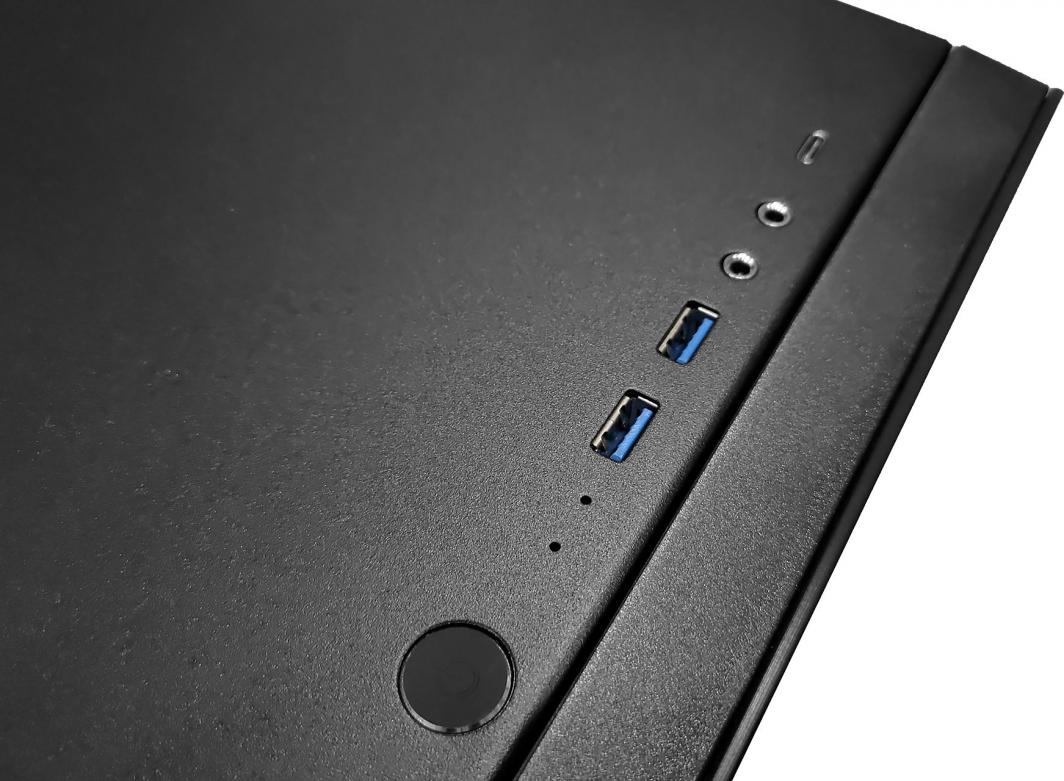 Kasë In Win N515, Midi Tower