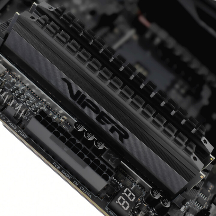 Patriot VIPER 4 16GB (2x8 GB) DDR4 3600, серија затемнување