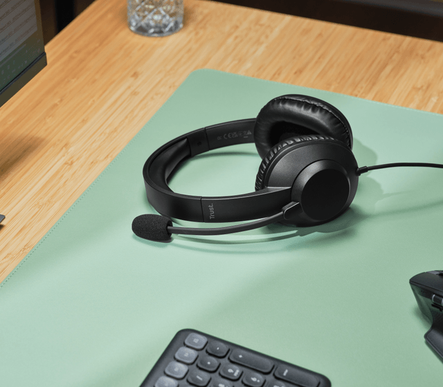 Kufje Trust Ayda Max USB, kabllo USB-C - USB-A, e zezë