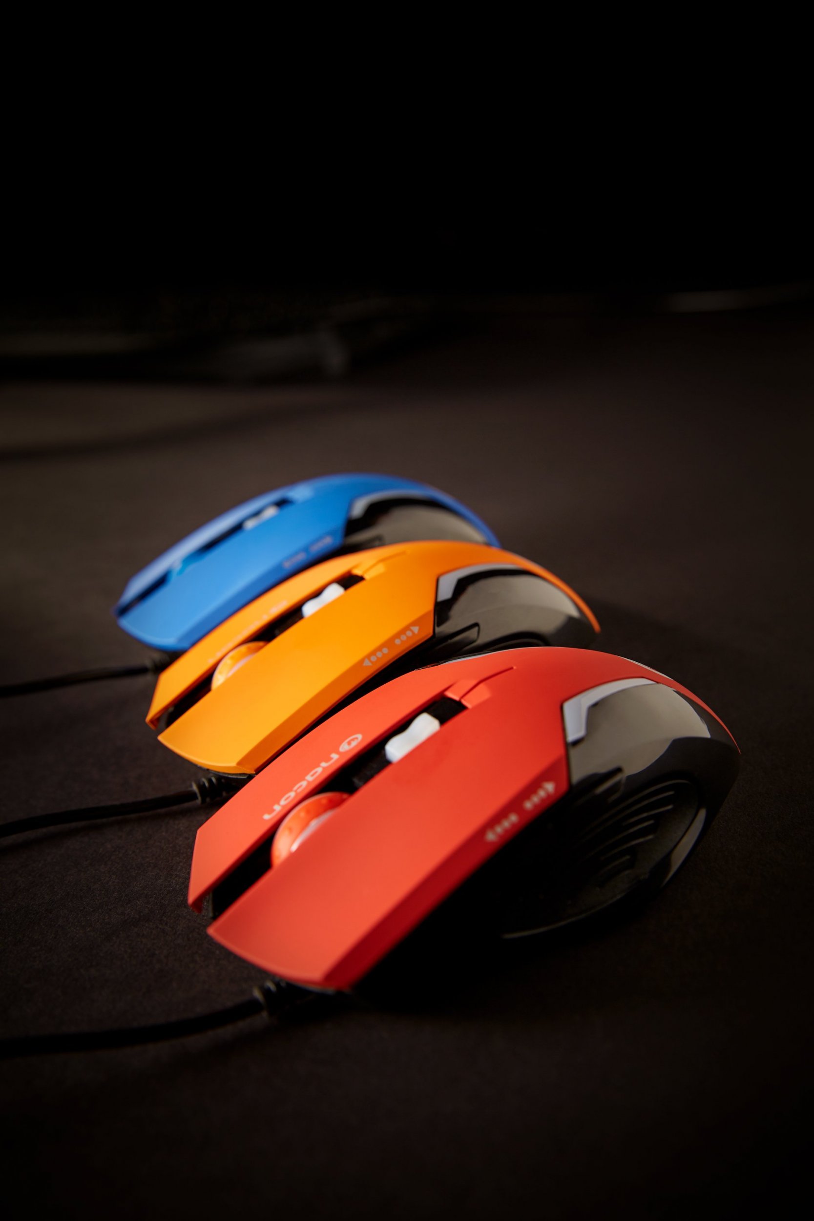 Mouse lojrash Nacon GM-105, 2400 DPI, me kabllo USB, i kuq