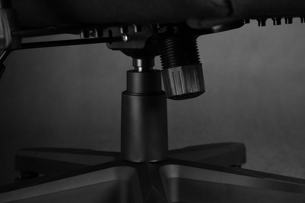 Karrige SENSE7 Sentinel, e zezë/kaltër