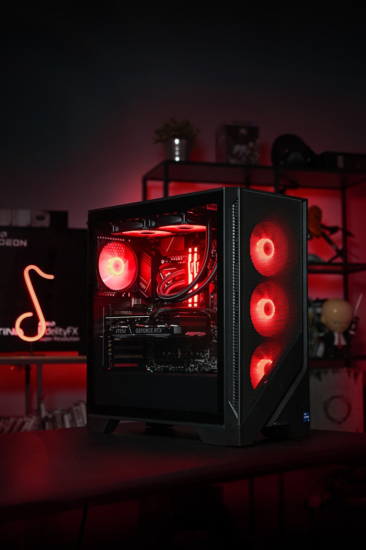 Kompjuter Actina 5901443347002, Ryzen 7 7700X, 32GB DDR5, 1TB SSD, RX 7800 XT, i zi