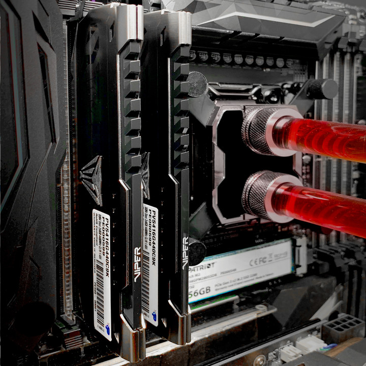 Memorie RAM Patriot VIPER Steel 16GB (2x8GB) DDR4 4400 