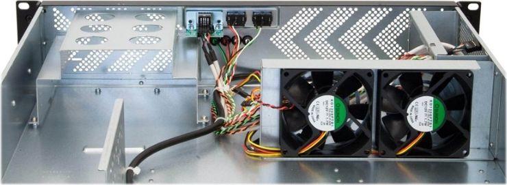 Kasë Chieftec 19 - 2HE, Të ndryshme