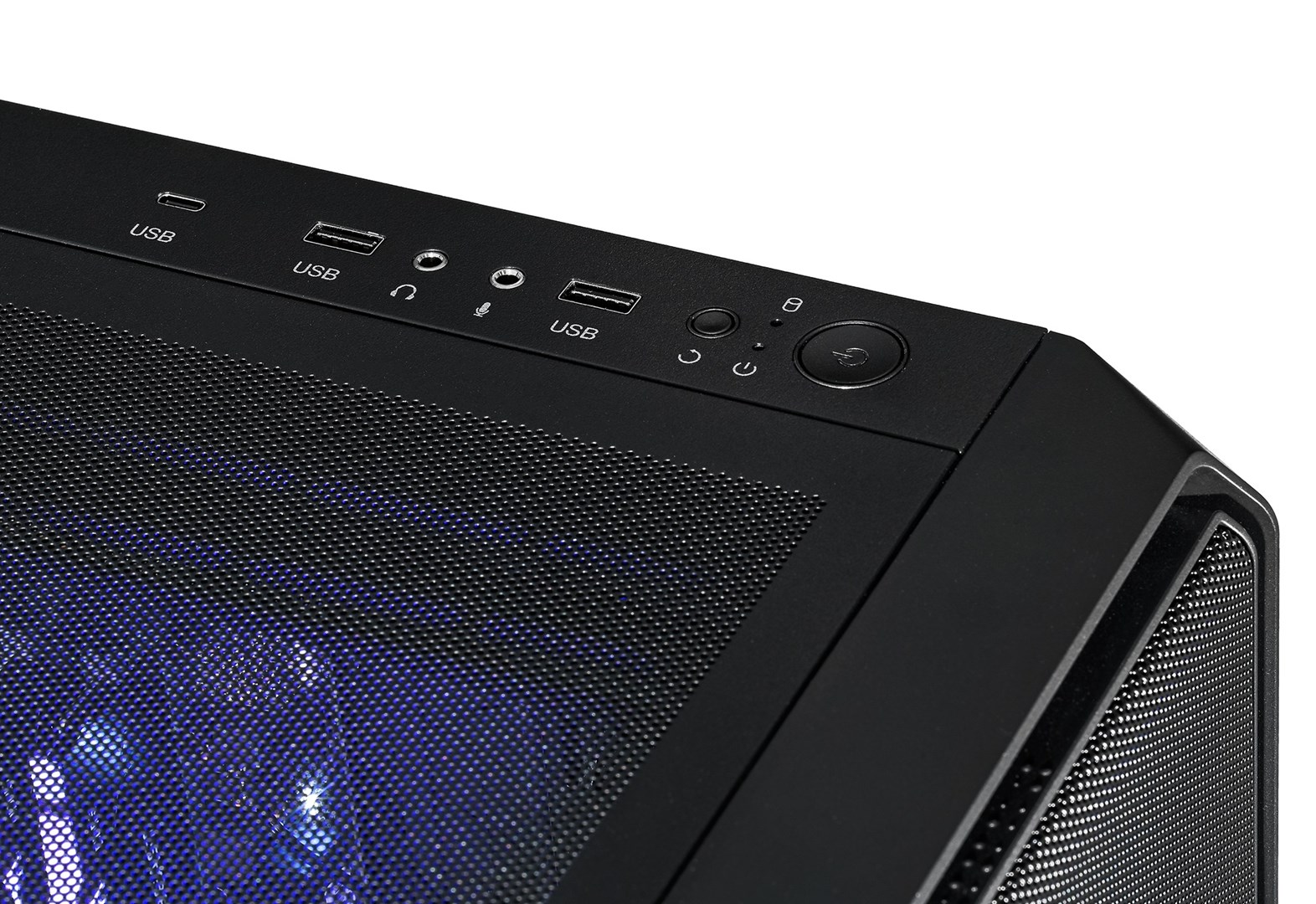 Kompjuter gaming Actina KOMACNGIP0258, AMD Ryzen 7 7700X, 32GB RAM, 2TB SSD, Radeon RX 9070, i zi