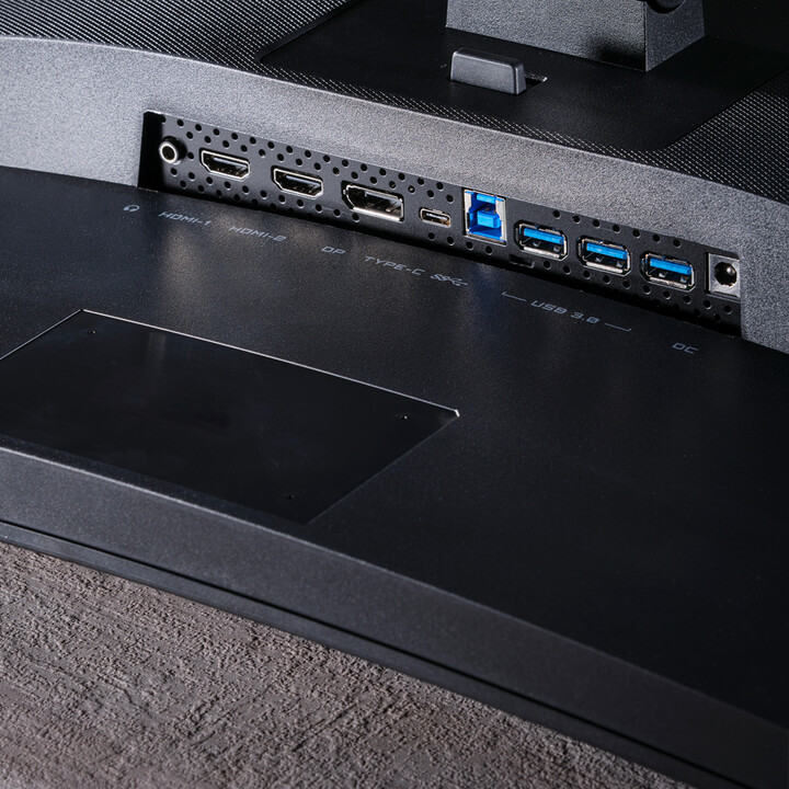 Monitor GIGABYTE M32UC - LED, 31.5", UHD, i zi