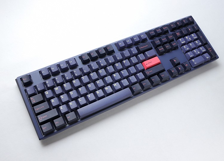 Tastierë lojërash Ducky One 3 Cosmic PBT, Cherry MX Ergo Clear, e zezë/vjollcë