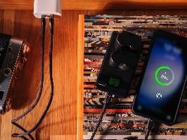 Kabllo karikimi TRACER USB A në Lightning, 1m, 48W, e zezë