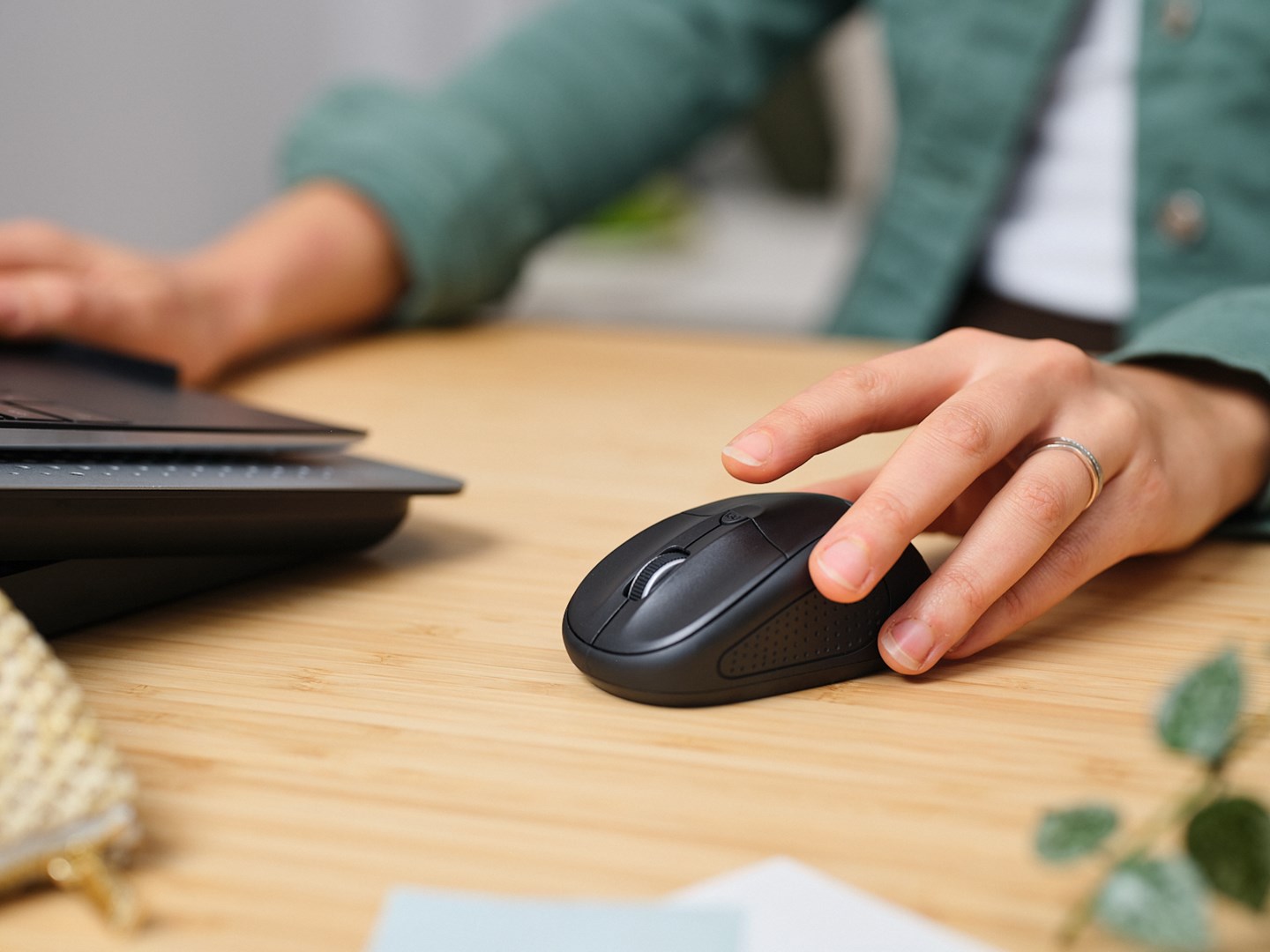 Maus Trust Primo, Bluetooth, i zi