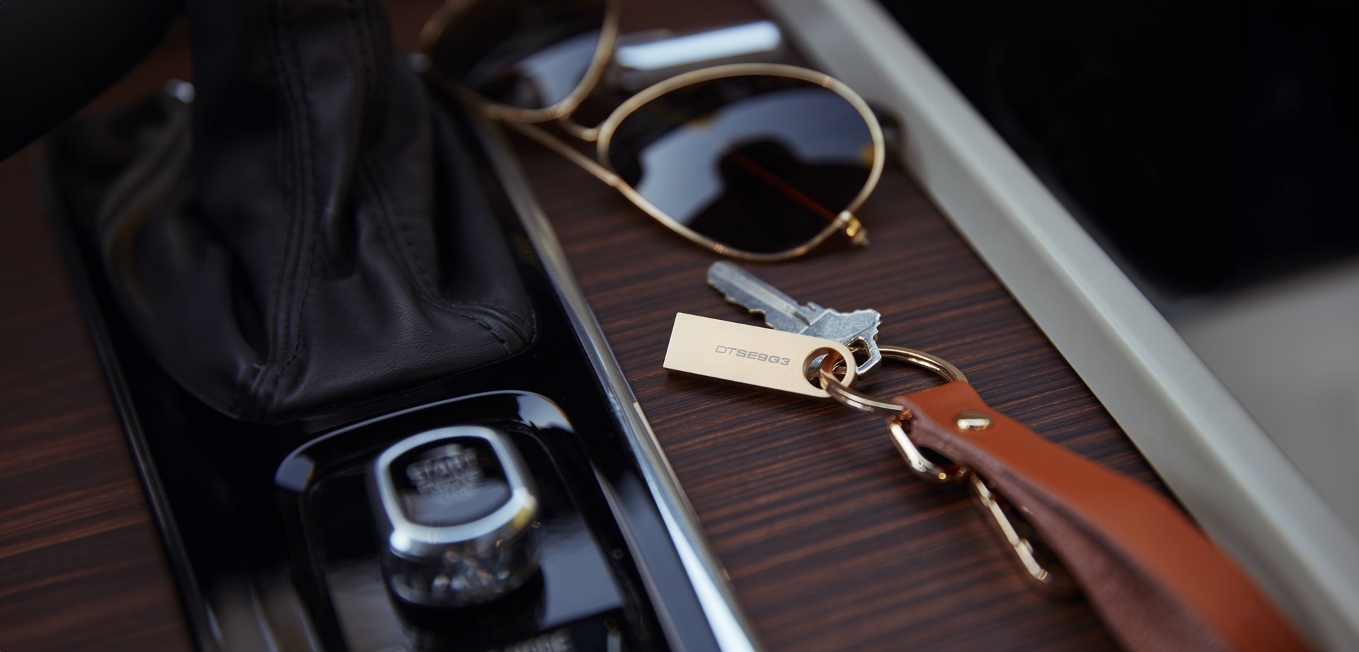 USB Kingston DataTraveler 220MB/s Metal, 128 GB, USB Type-A