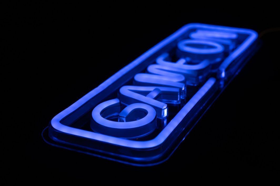 Dritë neoni LED Preyon LED Game On, e kaltër