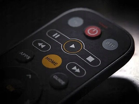 Telekomandë universale One for All EazyClean 2in1, me dritë, e zezë