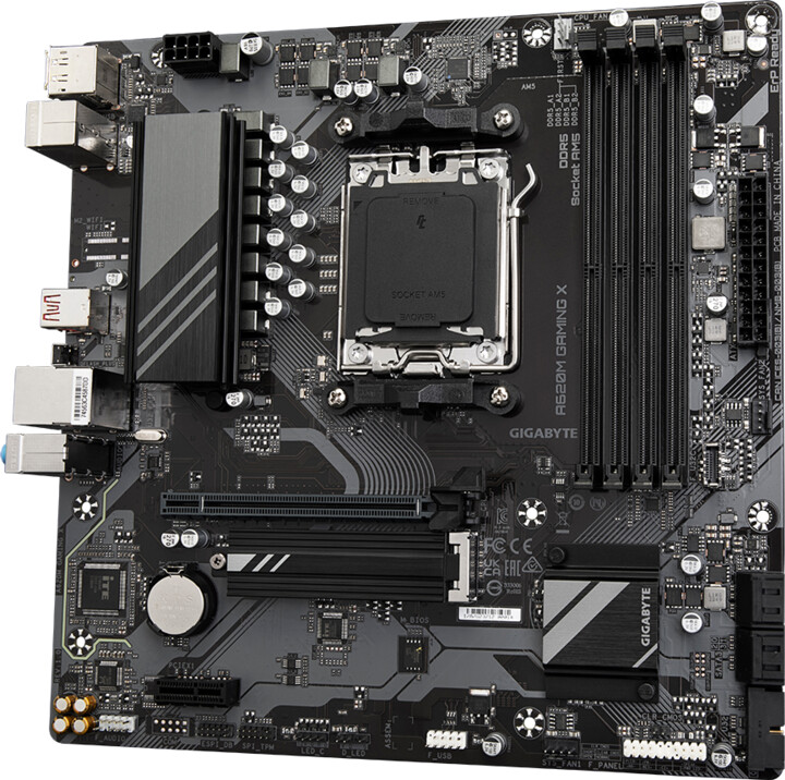 Pllakë amë GIGABYTE A620M GAMING X - AMD A620 3