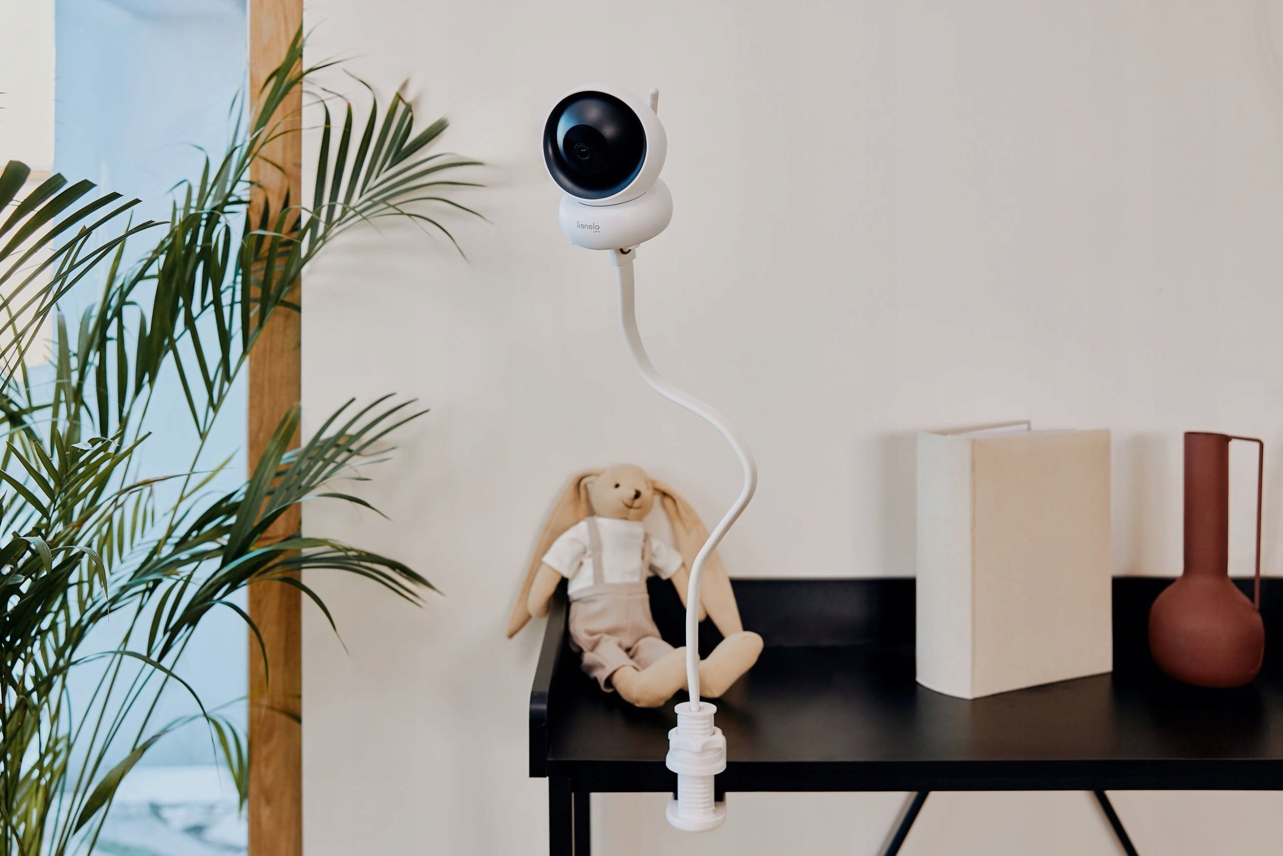 Monitor bebe Lionelo Care Babyline 8.3, video digjital, komunikim dy-drejtimësh, i bardhë