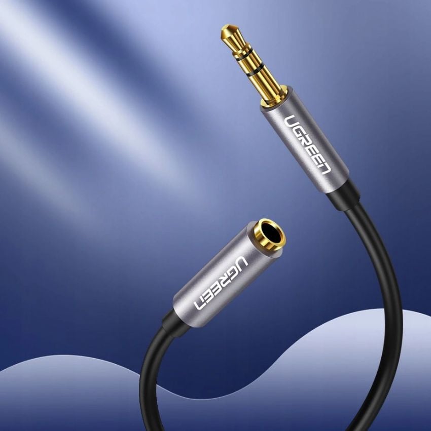Kabllo audio Ugreen 10594, Jack 3.5mm në 3.5mm, 2m, argjendtë