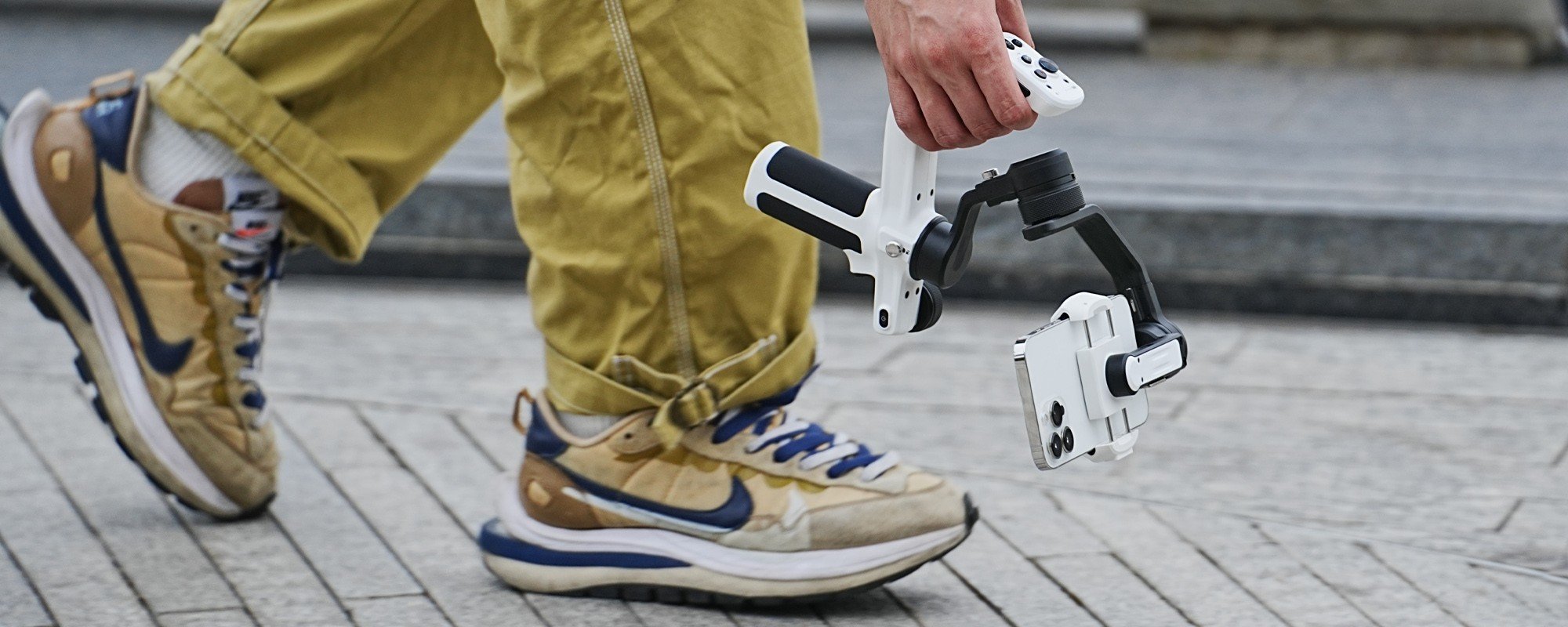 Stabilizator smartphone FeiyuTech SCORP Mini, 3 akse, me kuti transporti, i zi