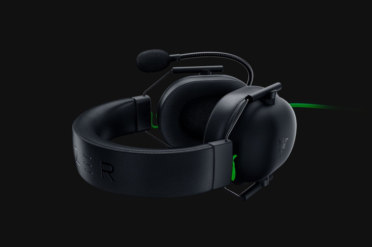 [OUTLET] Kufje Razer Blackshark V2 X, me kabllo, të zeza/ gjelbërta