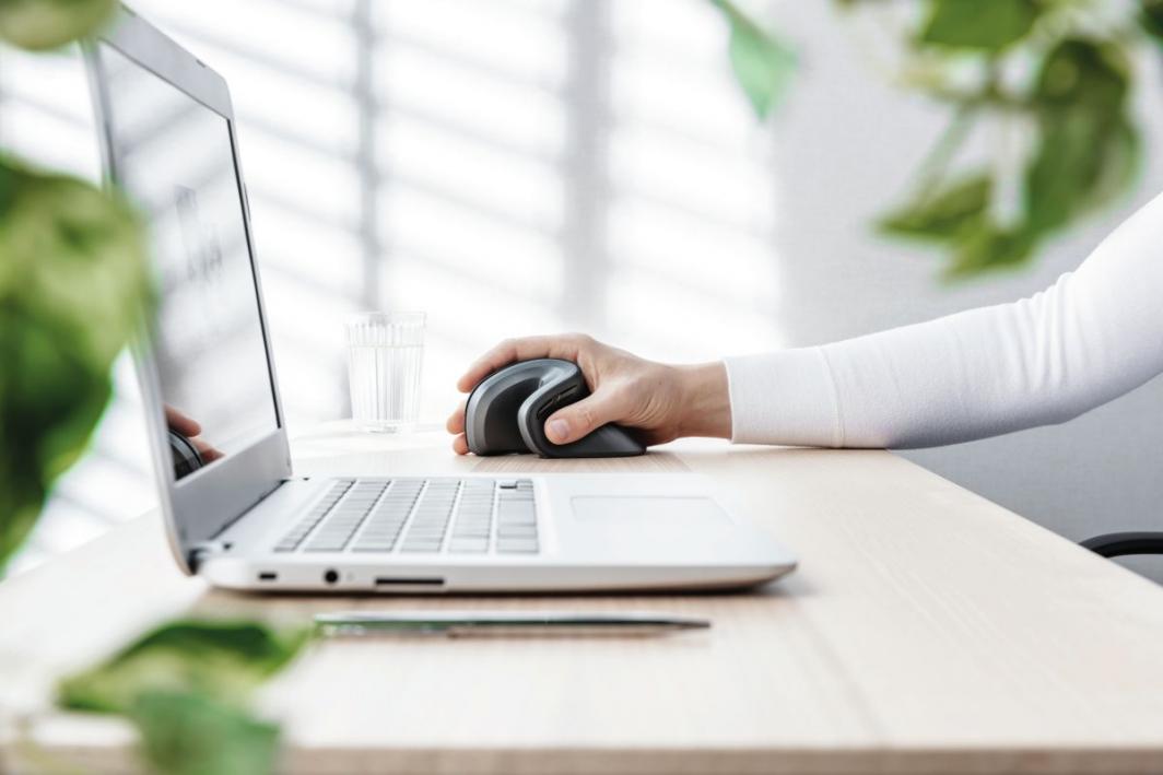 Maus wireless Trust Verro Ergonomic, i zi