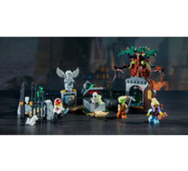 Set figurash LEGO Hidden Side 70420 Mystery in the cemetery 