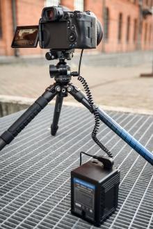 Adapter furnizimi Newell D-Tap për Nikon EN-EL14, kabllo spirale 1m, i zi
