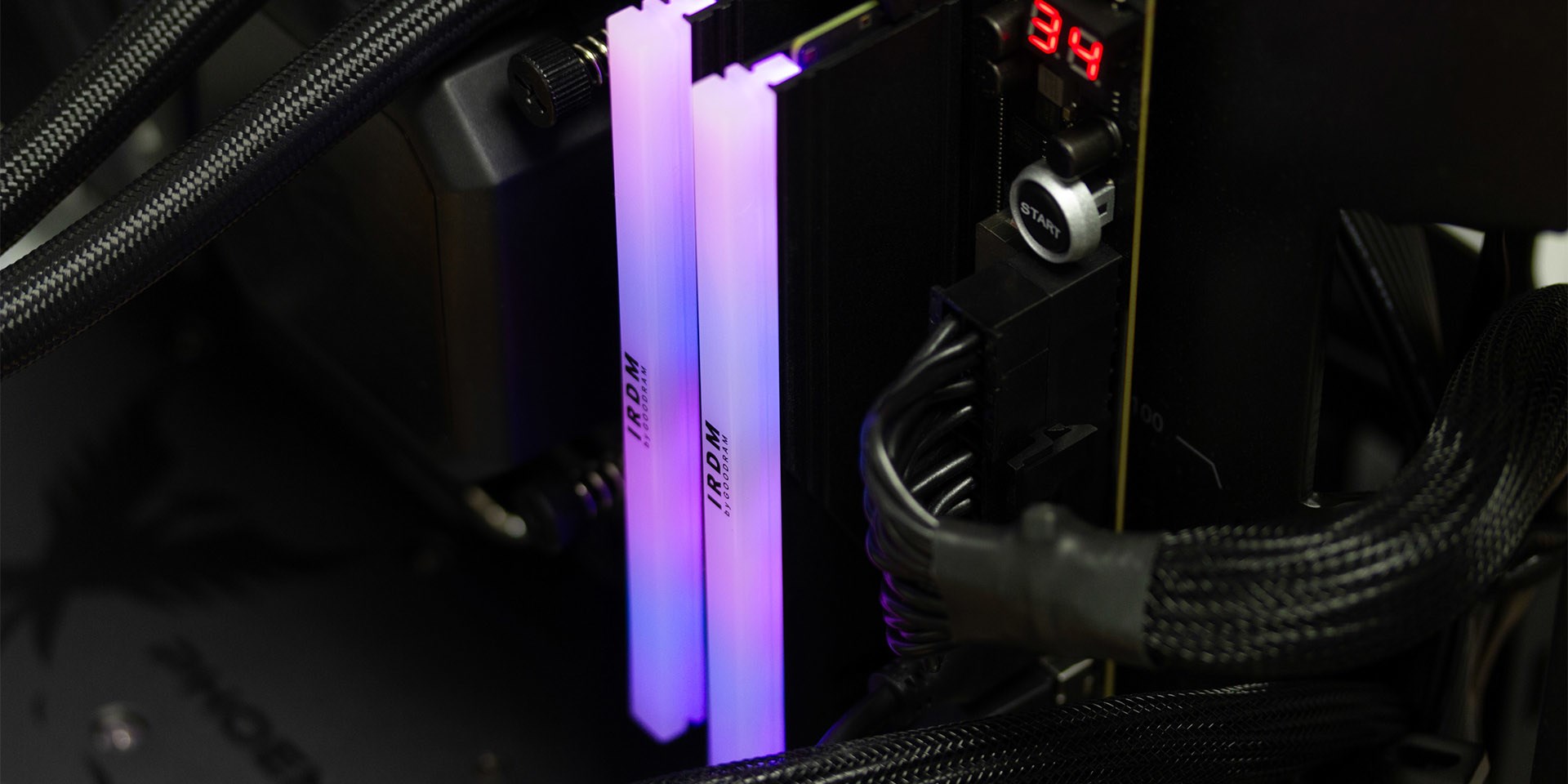 Memorie RAM Goodram IRDM RGB DDR5 IRG-60D5L30S/32GDC 32 GB (2 x 16 GB) 6000 MHz