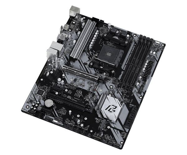Матична плоча Asrock B550 Phantom Gaming 4 Socket AM4 ATX AMD  B550