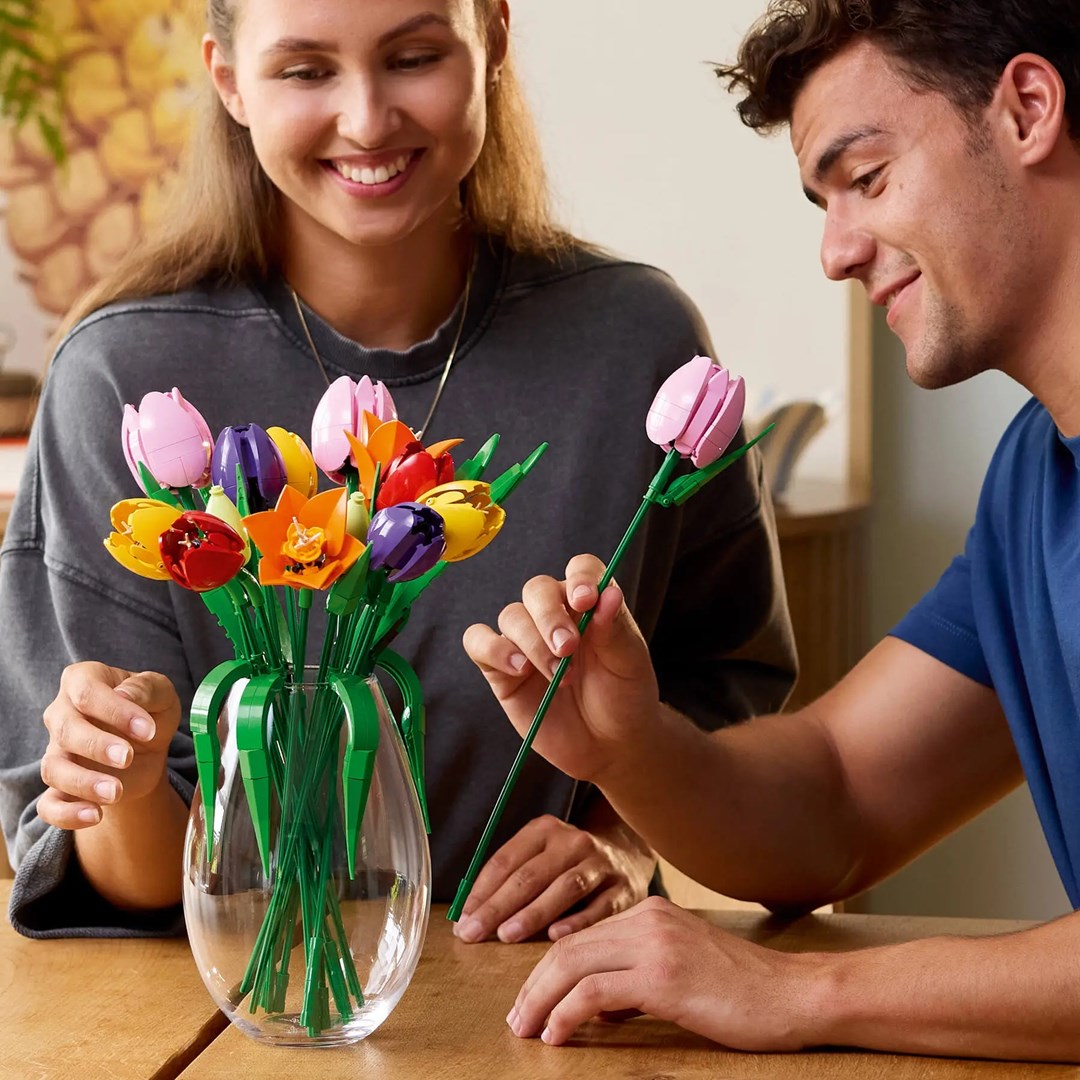 Set LEGO Tulip Bouquet 11501, buqetë dekorative, shumëngjyrëshe