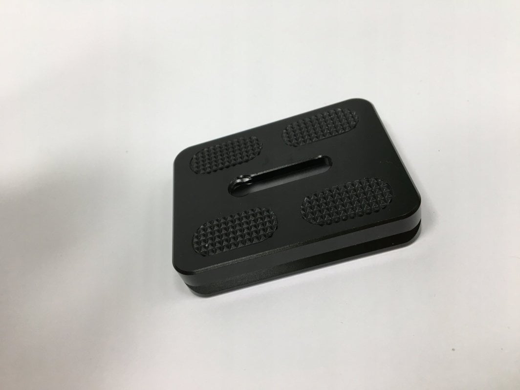 Pllakë Quick Release Sirui TY-50E, për koka E-10 E-20, sistem Arca, e zezë