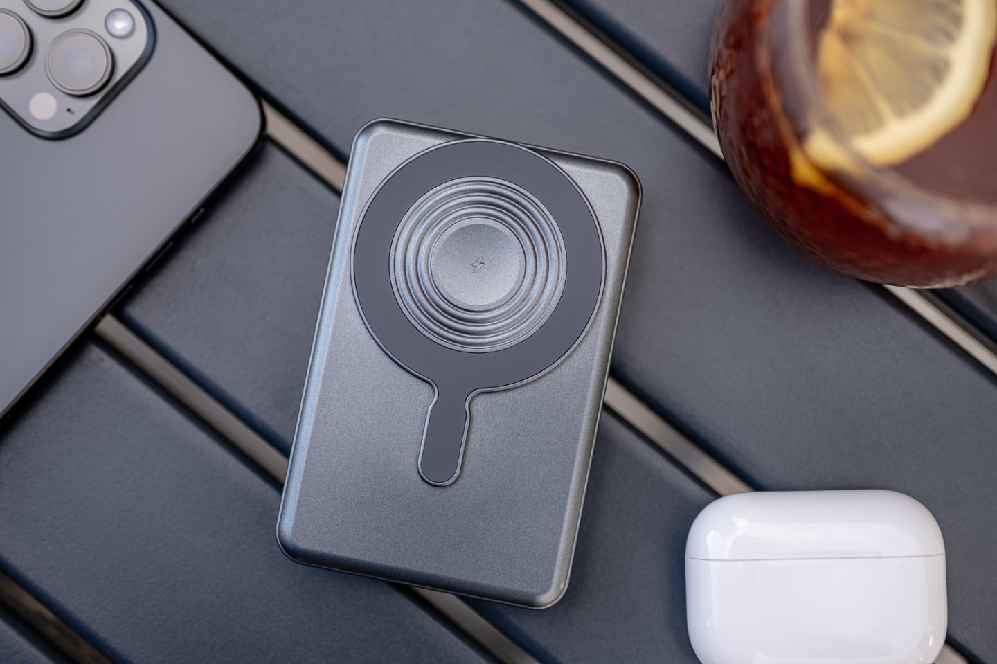 Power bank Newell MS-10000 Pro, 10000mAh, MagSafe dhe Qi, gri