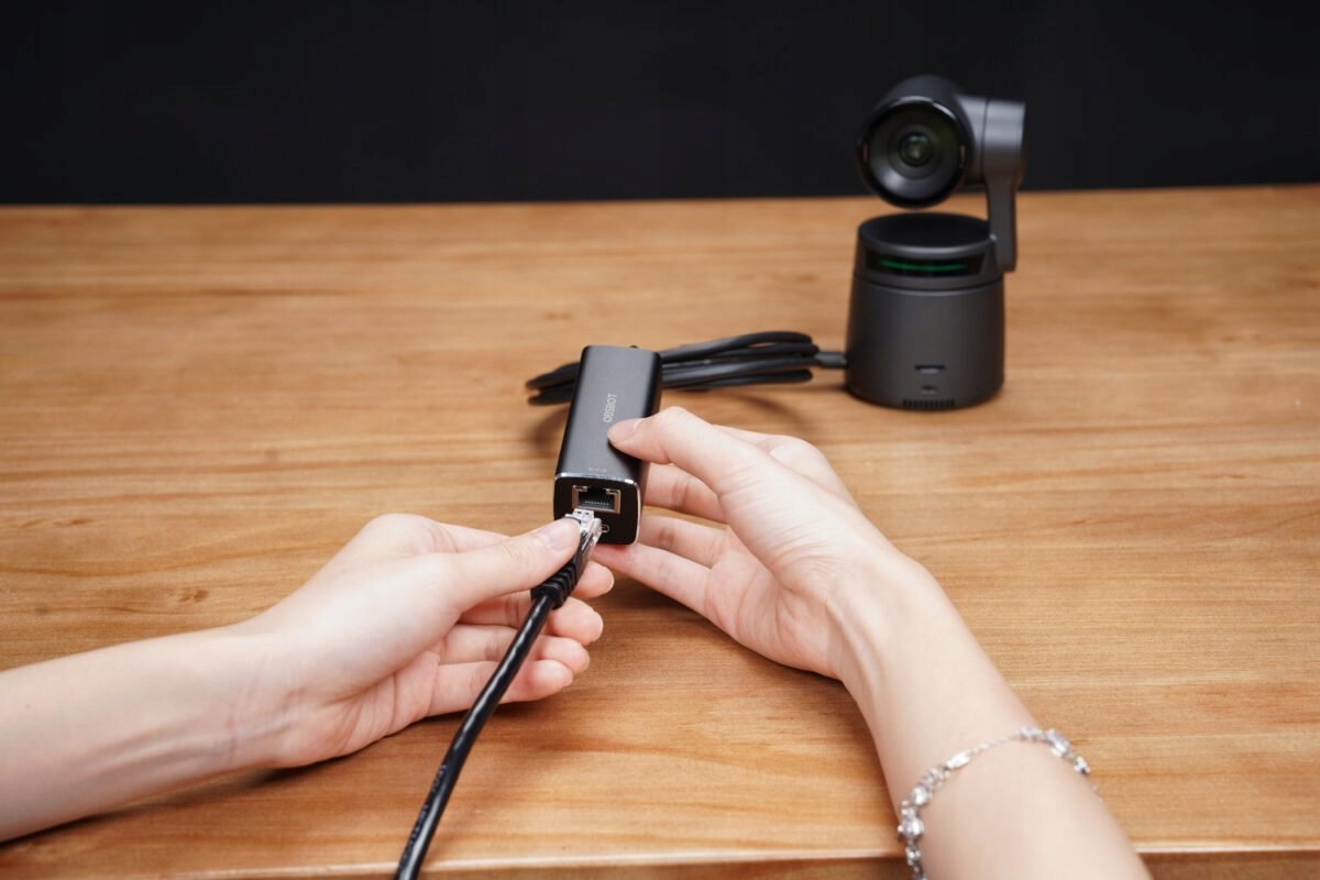 Adapter rrjeti OBSBOT USB C në Ethernet, Gigabit, gri