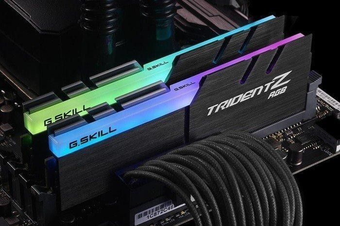 Memorie G.Skill Trident Z RGB, DDR4, 32 GB, 3200 MHz, CL16, F4-3200C16Q-32GTZRX