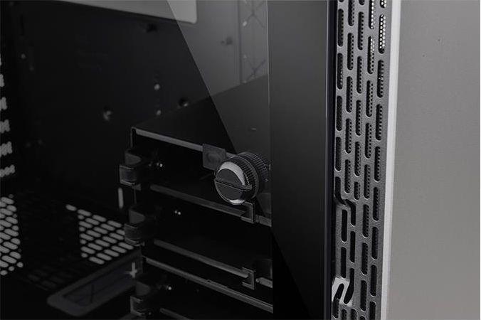 Kasë Thermaltake A500 Aluminum TG, Midi Tower