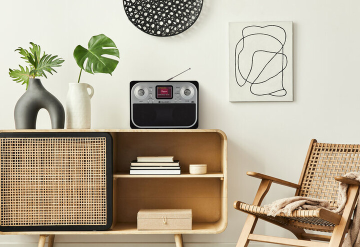 Radio GoGEN DAB 700, e zezë