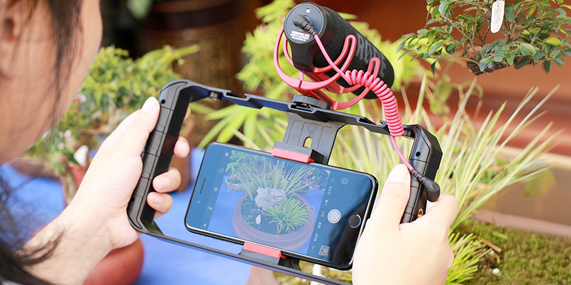 Rig video për smartphone Ulanzi U-Rig Pro, dy doreza, pika montimi për aksesorë, i zi