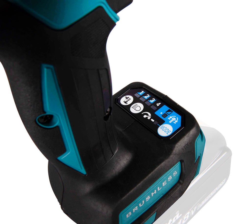 Çelës goditës Makita DTW300Z, 18V LXT, 3200 RPM, zi kaltër