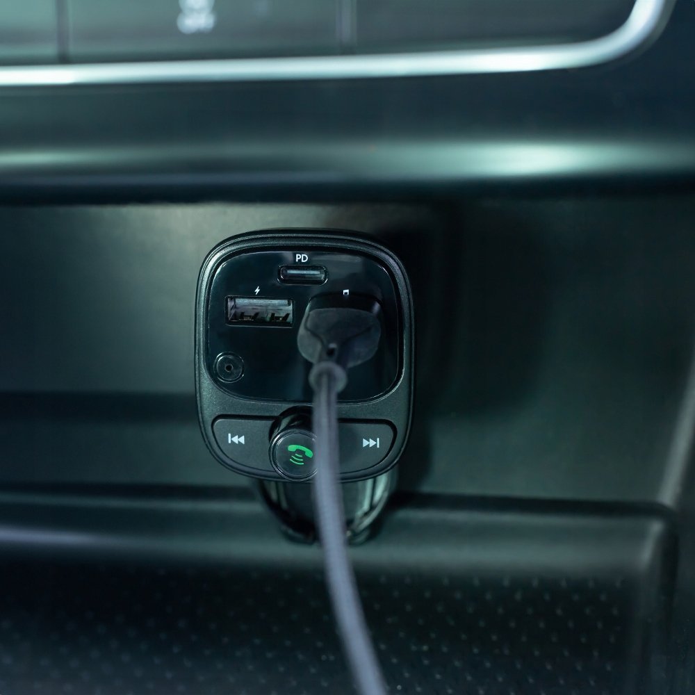 Transmiter FM Forever TR-370, Bluetooth, 30W PD, i zi