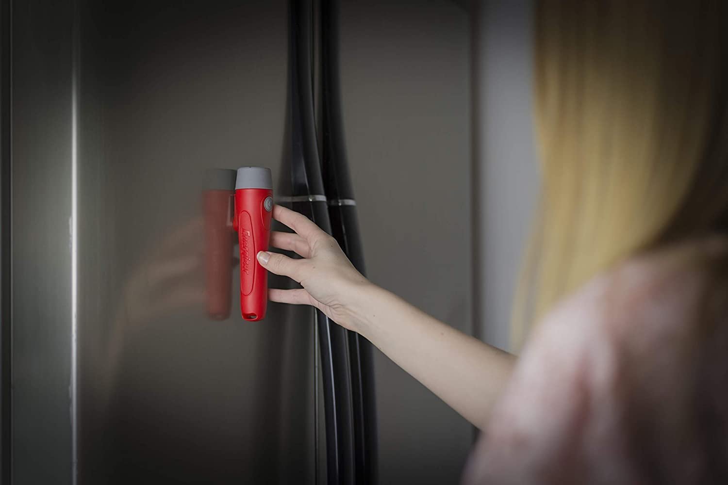 Elektrik dore Energizer Magnet LED, 2AA, 90 lumene, argjendtë