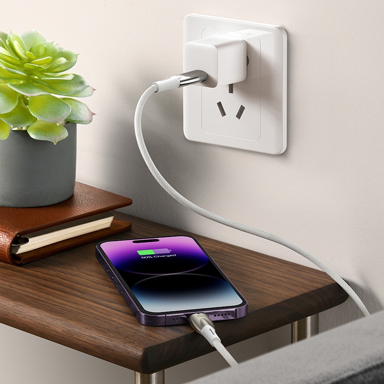 Kабел USB Baseus Glimmer, USB-C во Lightning, 1m, 20W PD, бел