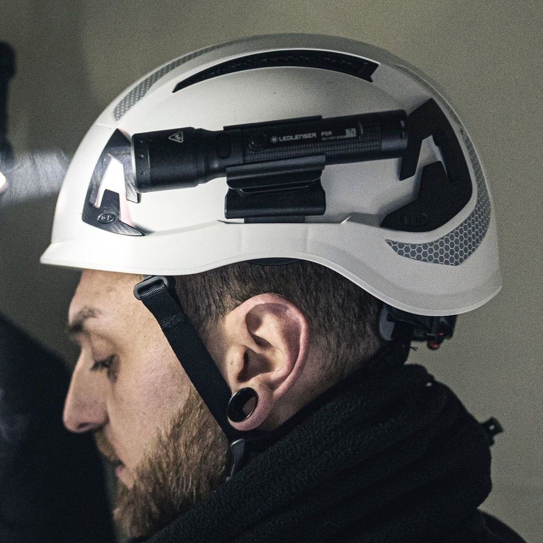 Elektrik dore Ledlenser P5R, 350 lm, i rikarikueshëm, i zi
