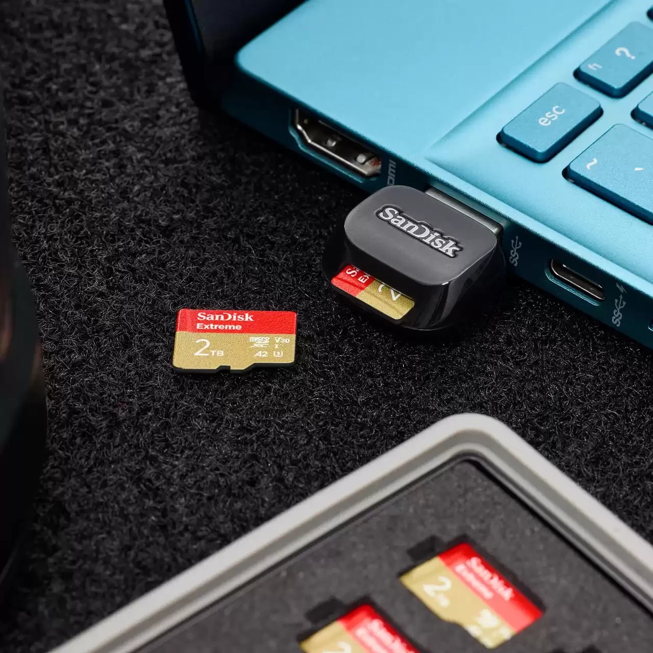 Lexues karte SanDisk SDDR-B731, USB 3.2 Gen 1, Type A, i zi